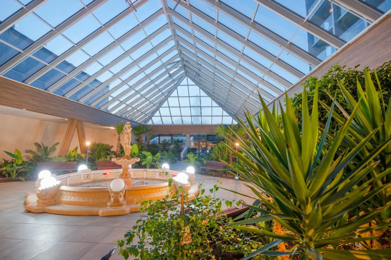 Olymp IV Otel Kolobrzeg Dış mekan fotoğraf